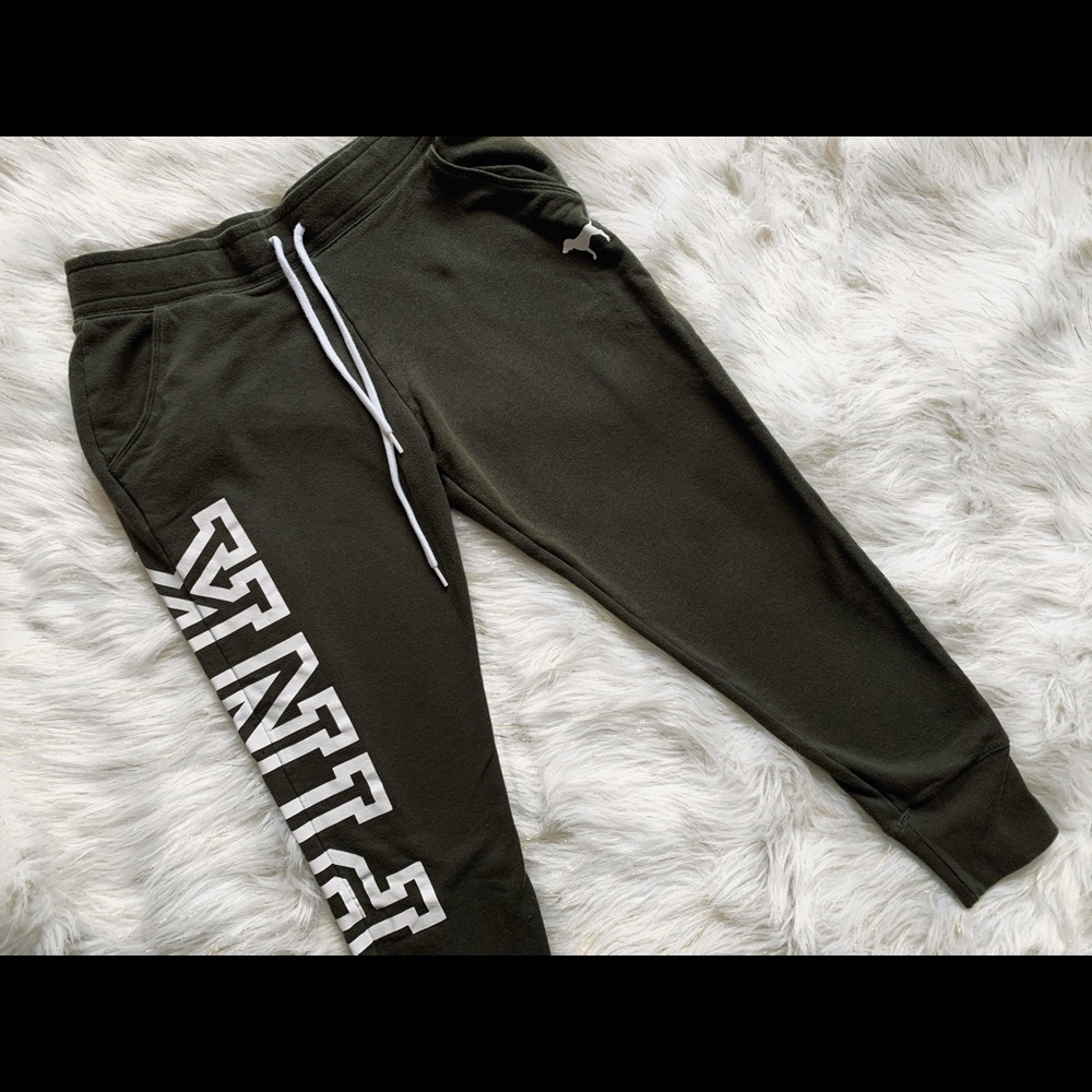 ‼️SOLD‼️vs pink lounge cropped sweatpants